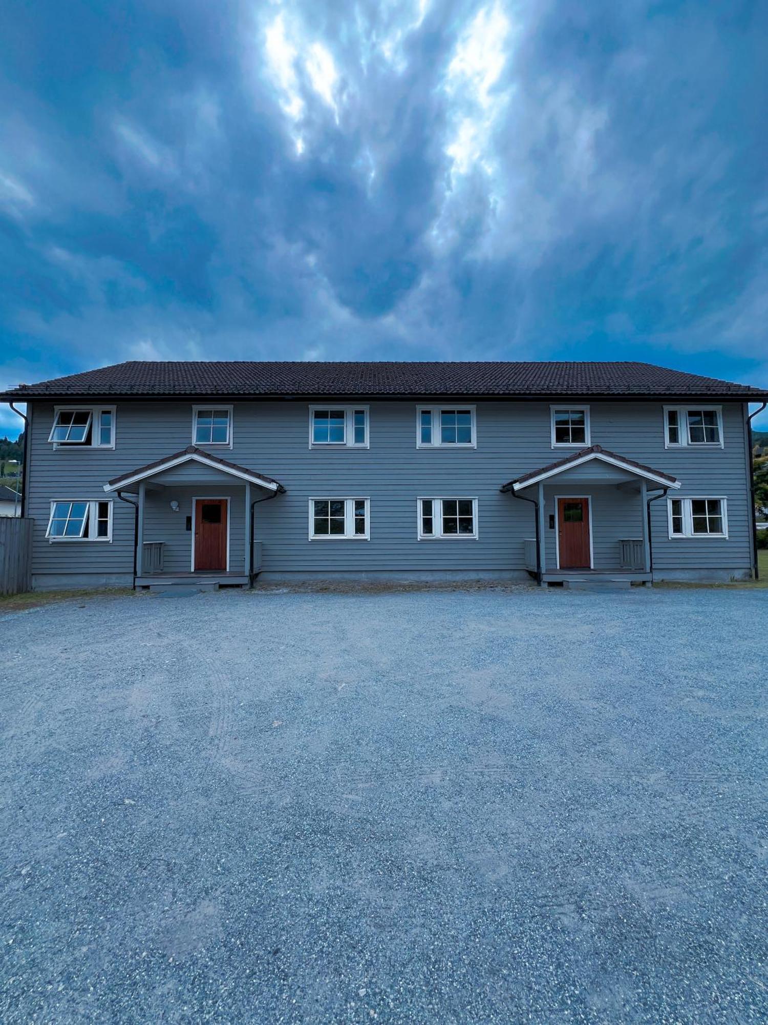 Hotel Privat Rom I Leilighet Sogndal Exterior foto