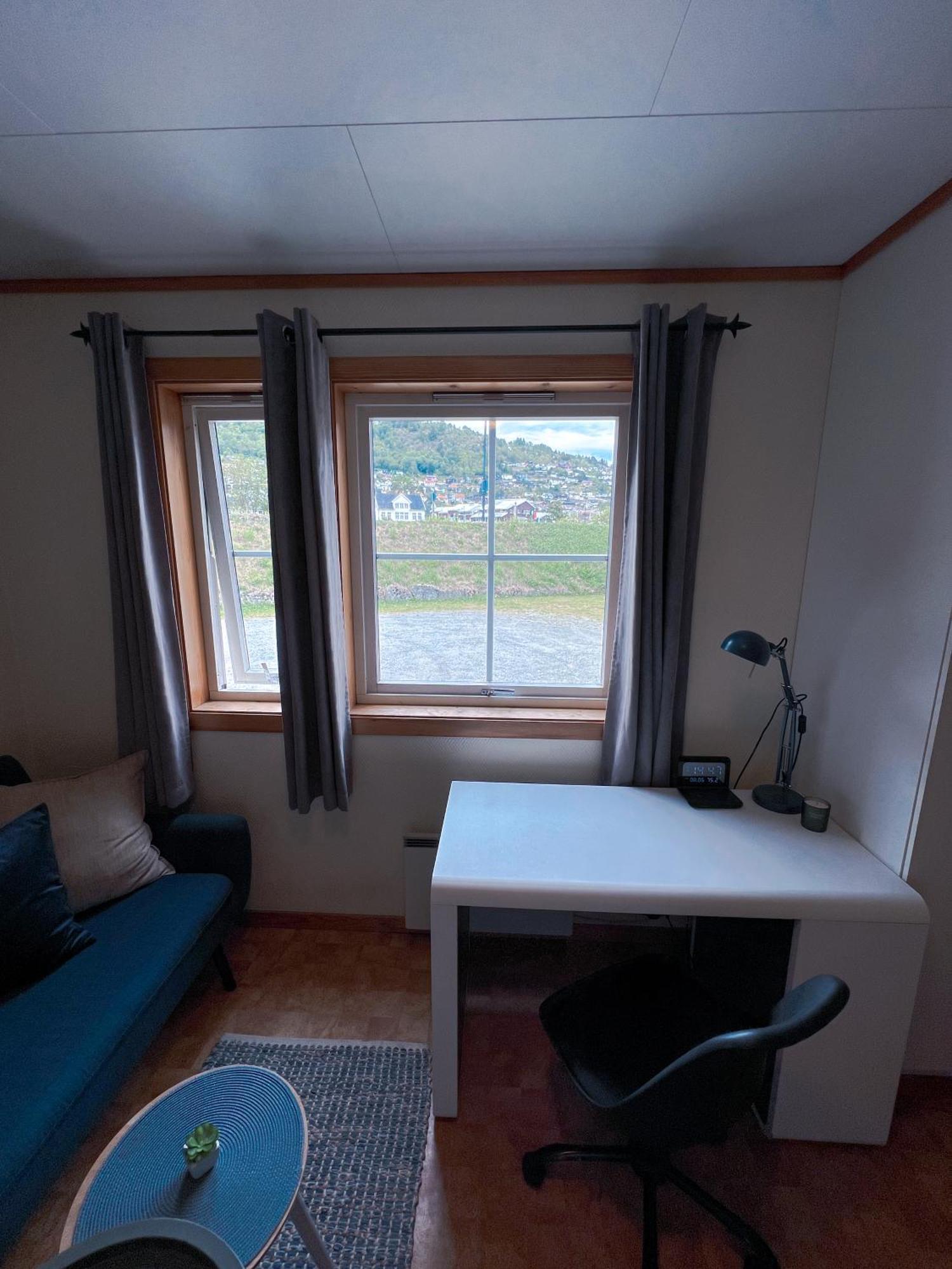 Hotel Privat Rom I Leilighet Sogndal Exterior foto